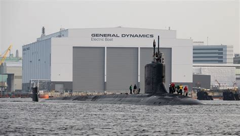 boatr|general dynamics electric boat.